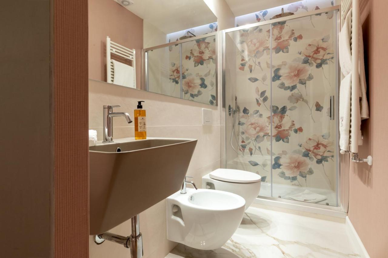 Casavignoni Luxury Apartment Near To Spanish Step Рим Экстерьер фото