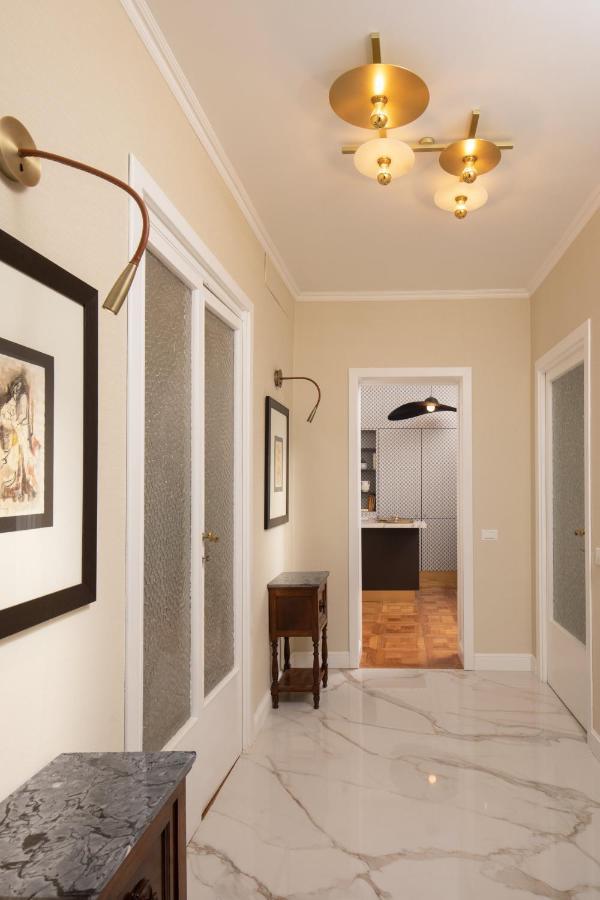 Casavignoni Luxury Apartment Near To Spanish Step Рим Экстерьер фото